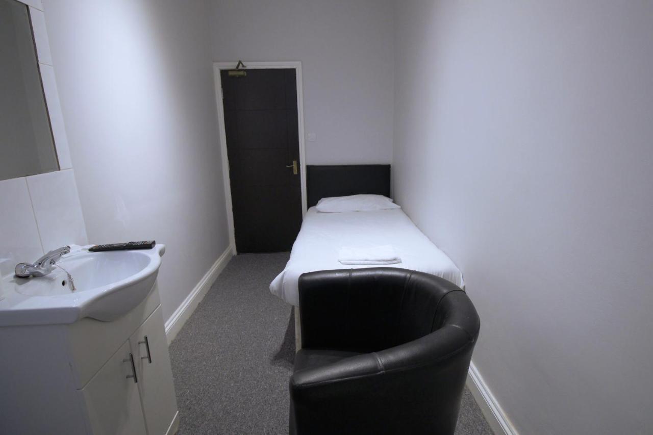 Clock House Hotel - London Croydon Extérieur photo